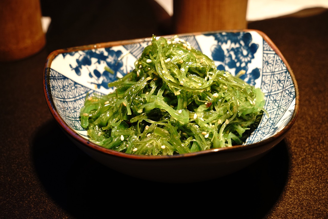 最新創(chuàng)意涼菜盤(pán)飾圖片，引領(lǐng)美食藝術(shù)新潮的靈感之源